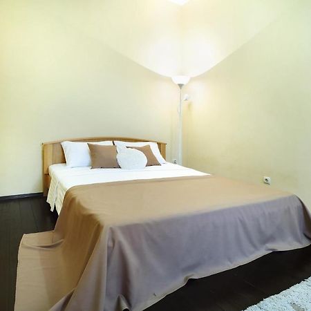 גומל Paulmarie Apartments On Lenina Avenue מראה חיצוני תמונה