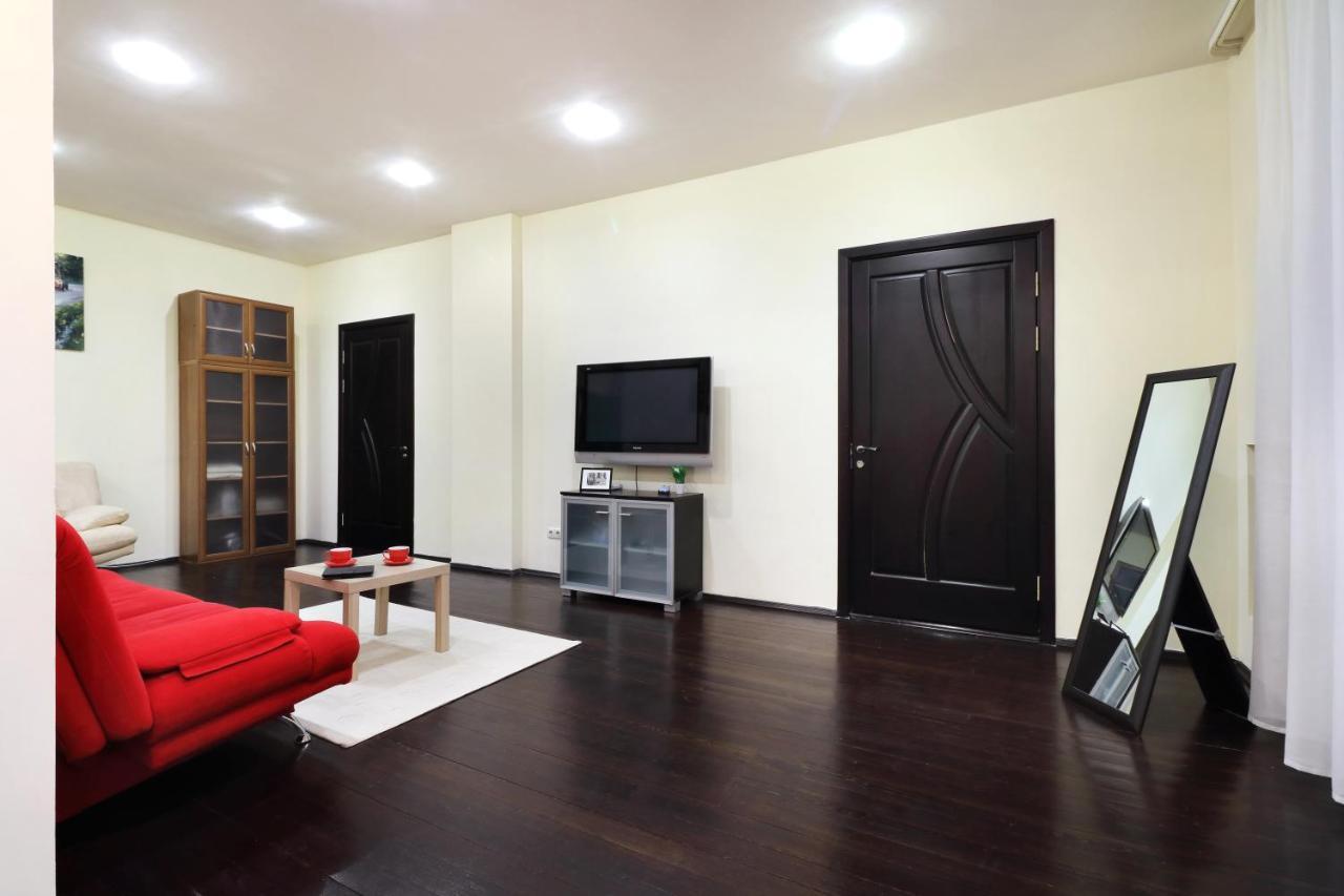 גומל Paulmarie Apartments On Lenina Avenue מראה חיצוני תמונה